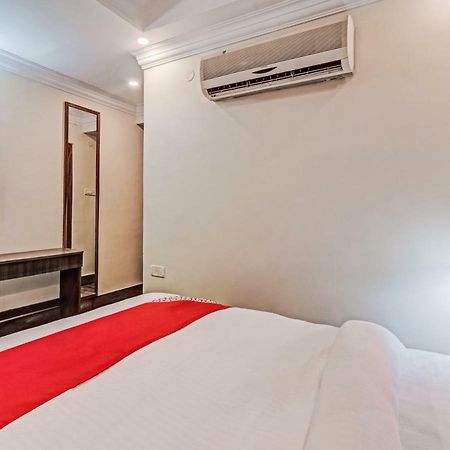 Oyo 24171 Hotel Meridian 贾姆谢德布尔 外观 照片