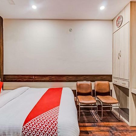 Oyo 24171 Hotel Meridian 贾姆谢德布尔 外观 照片