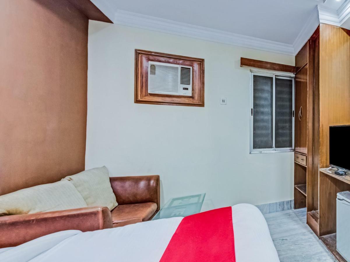 Oyo 24171 Hotel Meridian 贾姆谢德布尔 外观 照片
